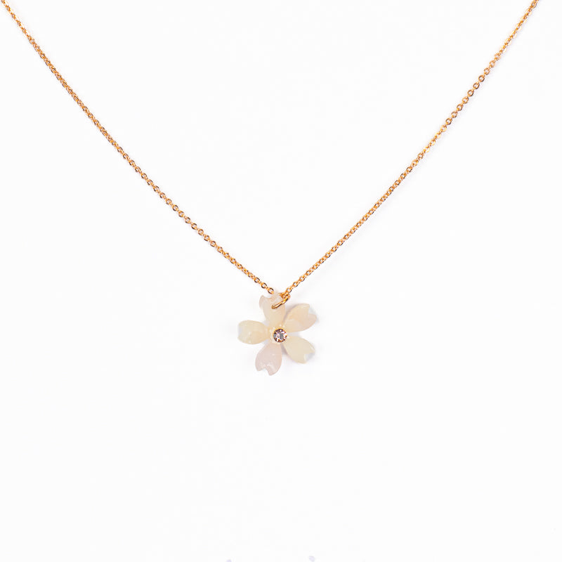 Collier Japonais Pendentif Fleur Sakura Blanche