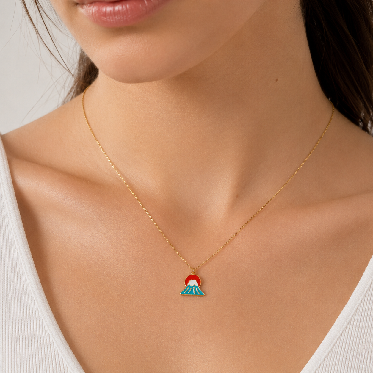 Collier Japonais Pendentif Soleil et Mont Fuji