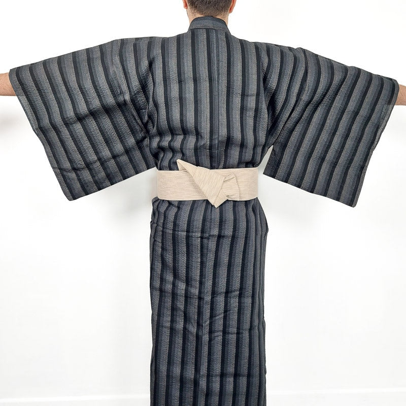 Yukata Japonais Rayé Noir