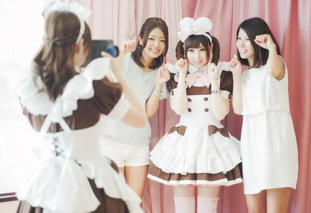 Clientèle des Maid Café