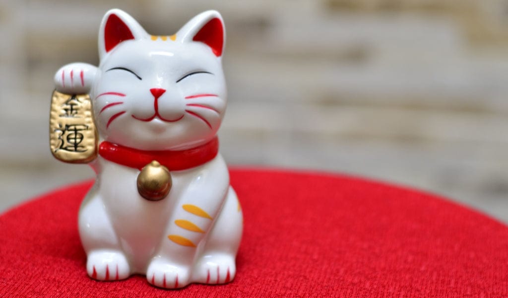 maneki neko, chat japonais porte-bonheur