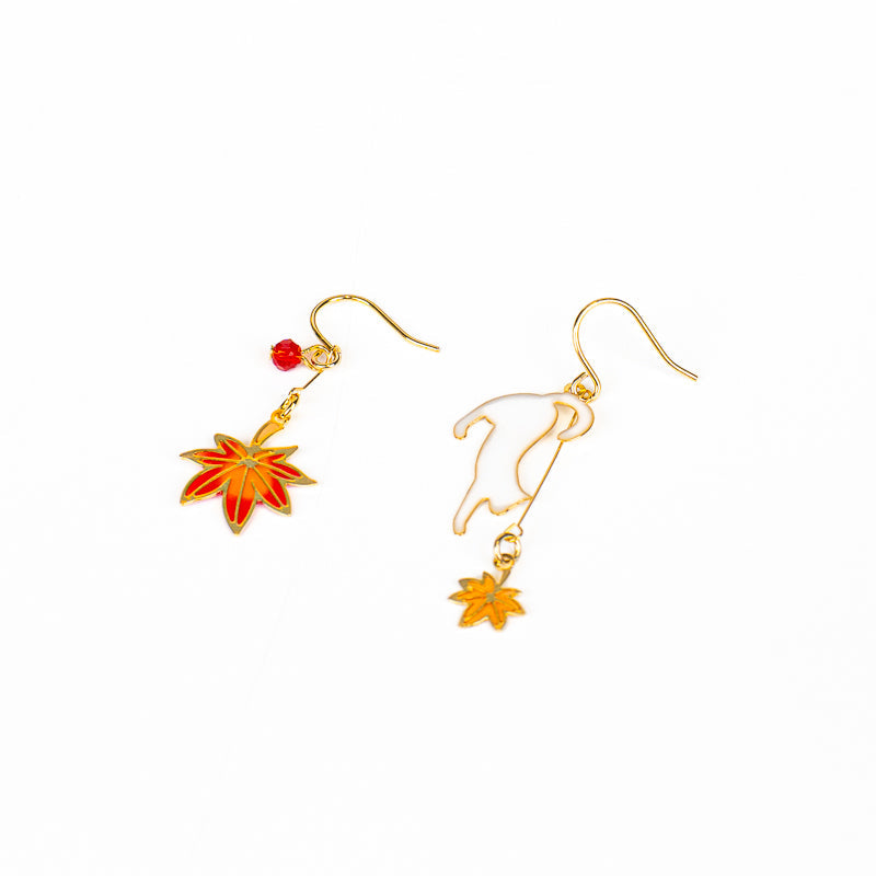Boucles d’Oreilles Japonaises Chat et Momiji